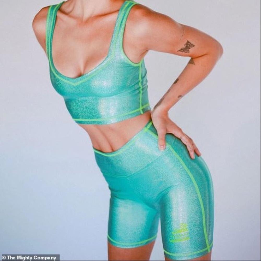 The Mighty Company Glitter Crop Tank and Shorts - Size M